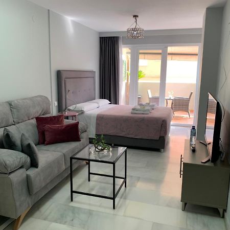 Kentia Rooms Malaga Bagian luar foto