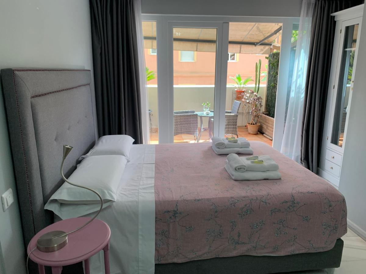 Kentia Rooms Malaga Bagian luar foto