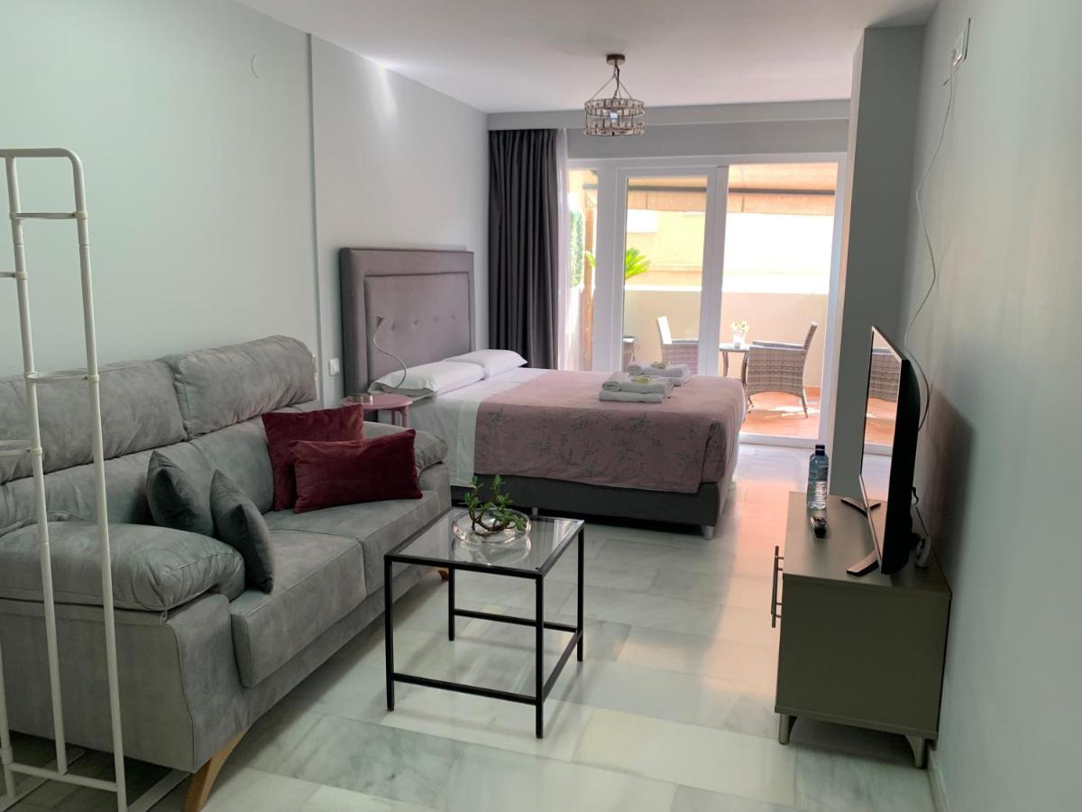 Kentia Rooms Malaga Bagian luar foto