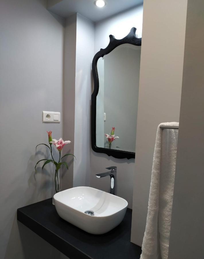 Kentia Rooms Malaga Bagian luar foto