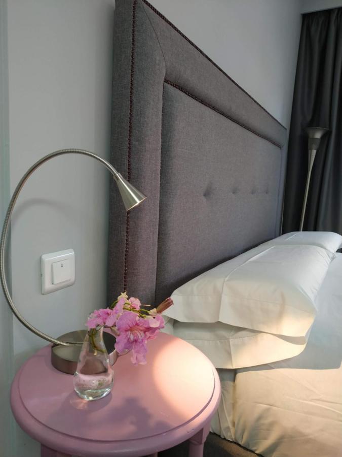 Kentia Rooms Malaga Bagian luar foto